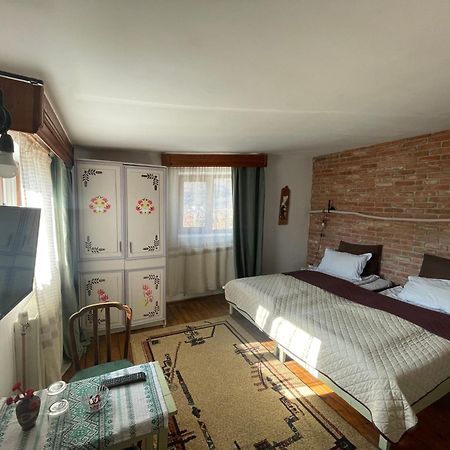Surasul Muntelui Apartman Dragoslavele Kültér fotó